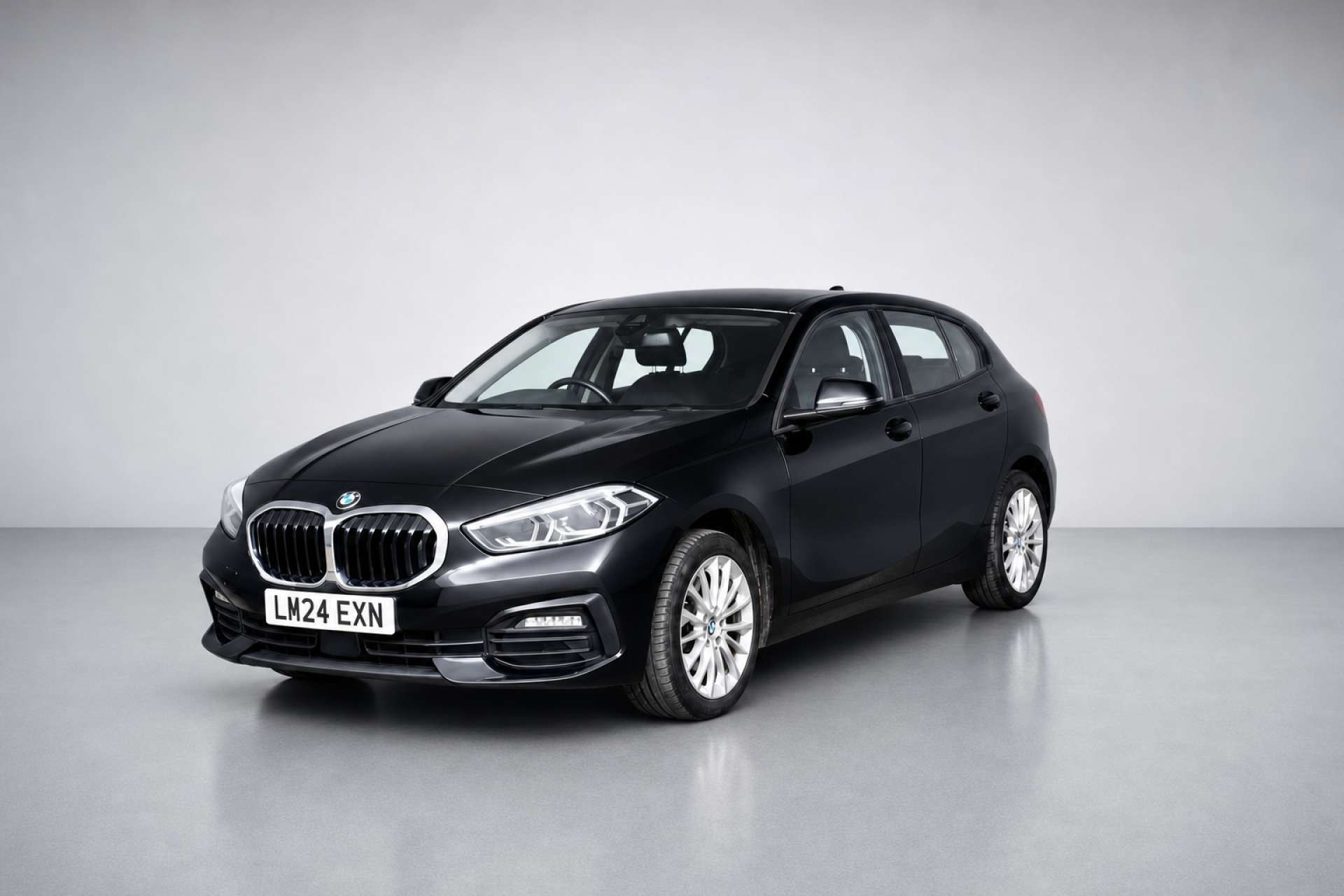 2024 BMW 1 Series 1.5 118i SE (LCP) Hatchback 5dr Petrol DCT Euro 6 (s/s) (136 ps) for sale at LMC Cars