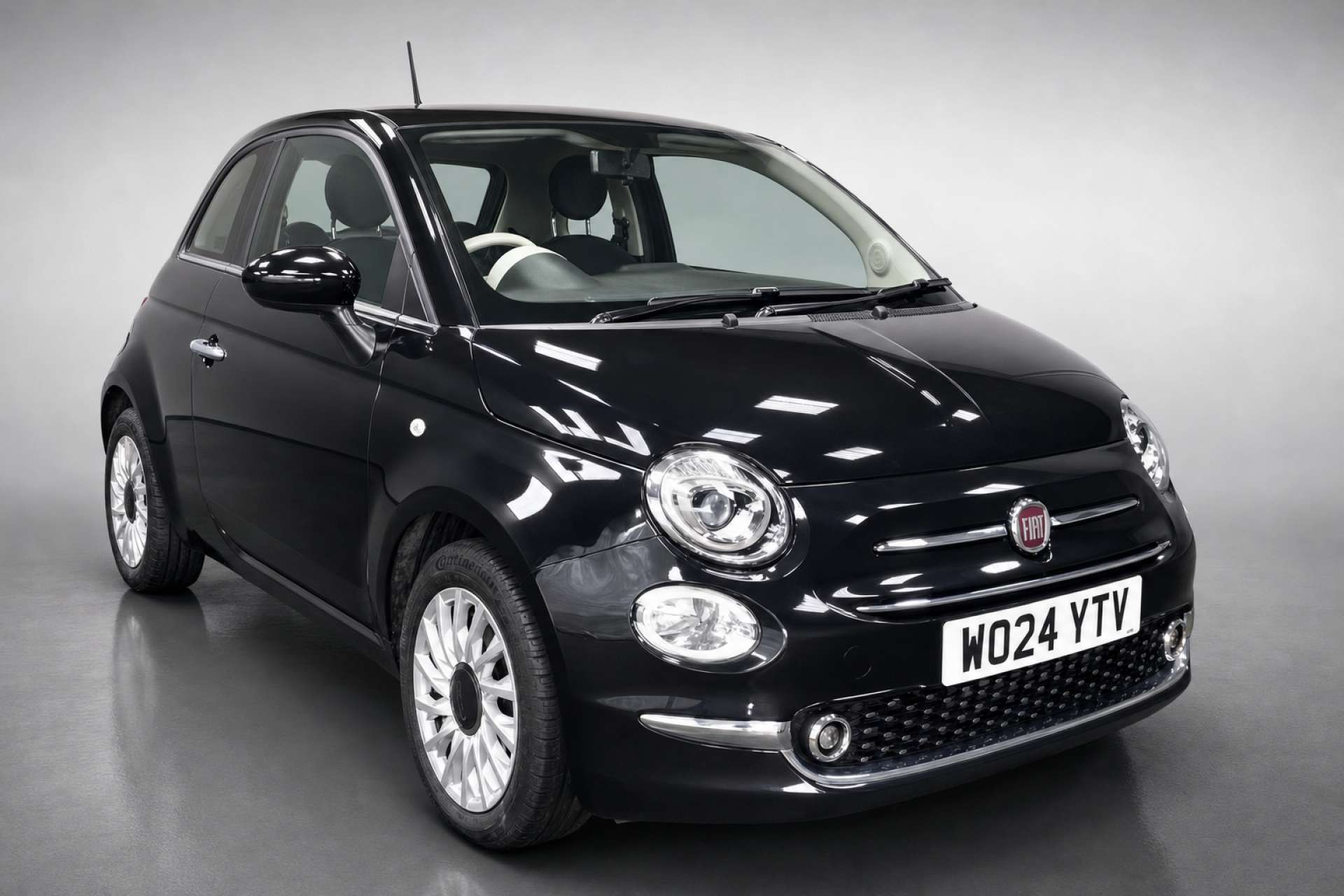 2024 Fiat 500 1.0 MHEV Hatchback 3dr Petrol Manual Euro 6 (s/s) (70 bhp) for sale at LMC Cars