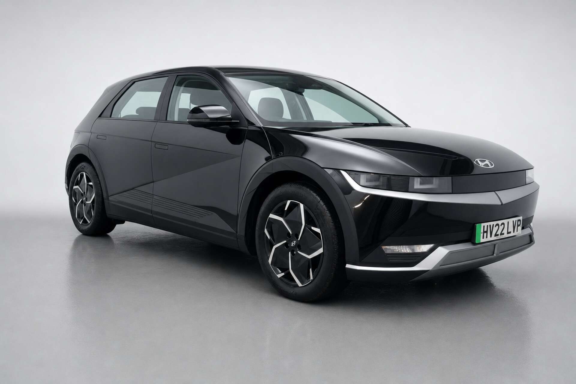 2022 Hyundai Ioniq 5 58kWh SE Connect Hatchback 5dr Electric Auto (170 ps) for sale at LMC Cars