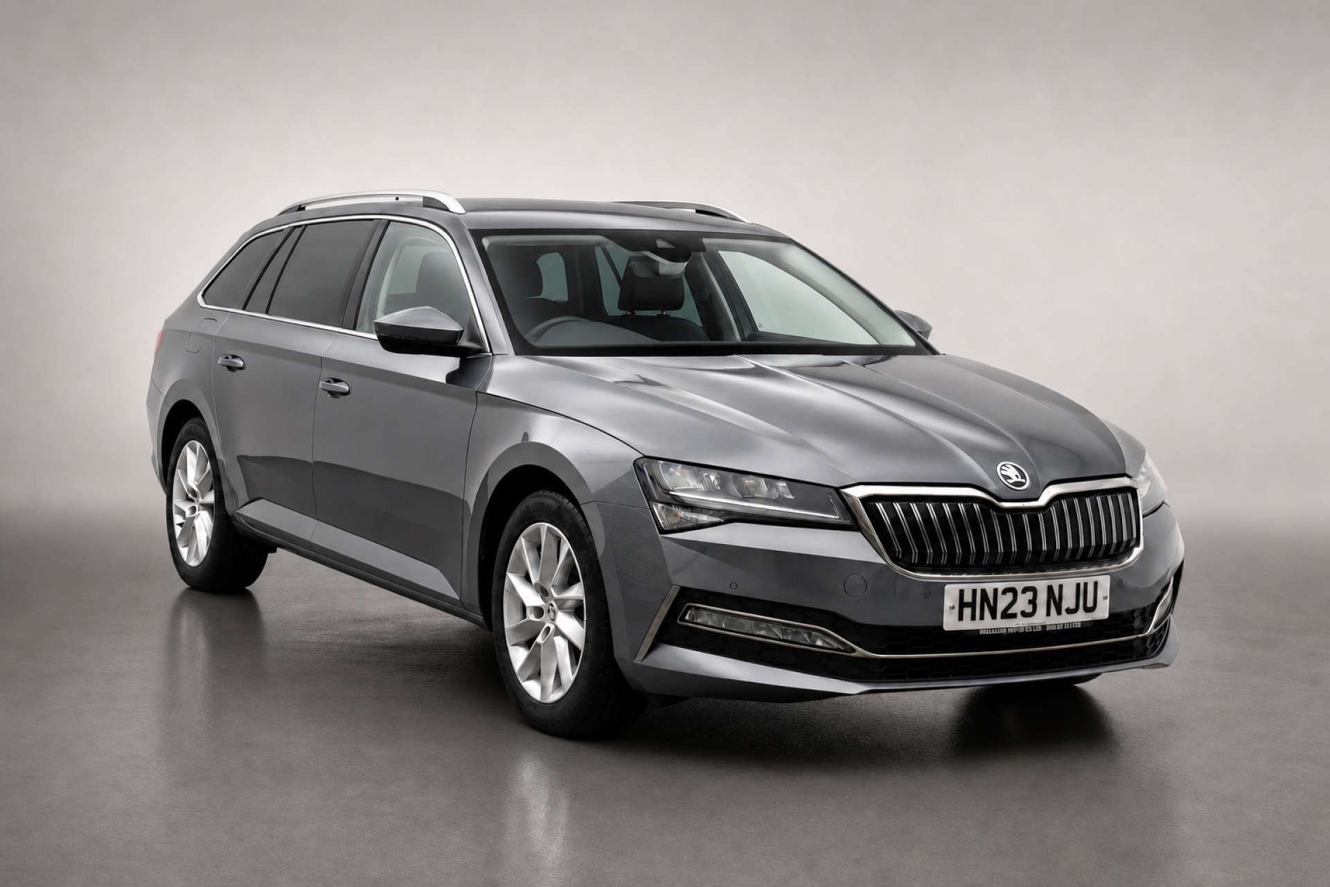 2023 Skoda Superb 1.4 TSI iV 13kWh SE Technology Estate 5dr Petrol Plug-in Hybrid DSG Euro 6 (s/s) (218 ps) for sale at LMC Cars