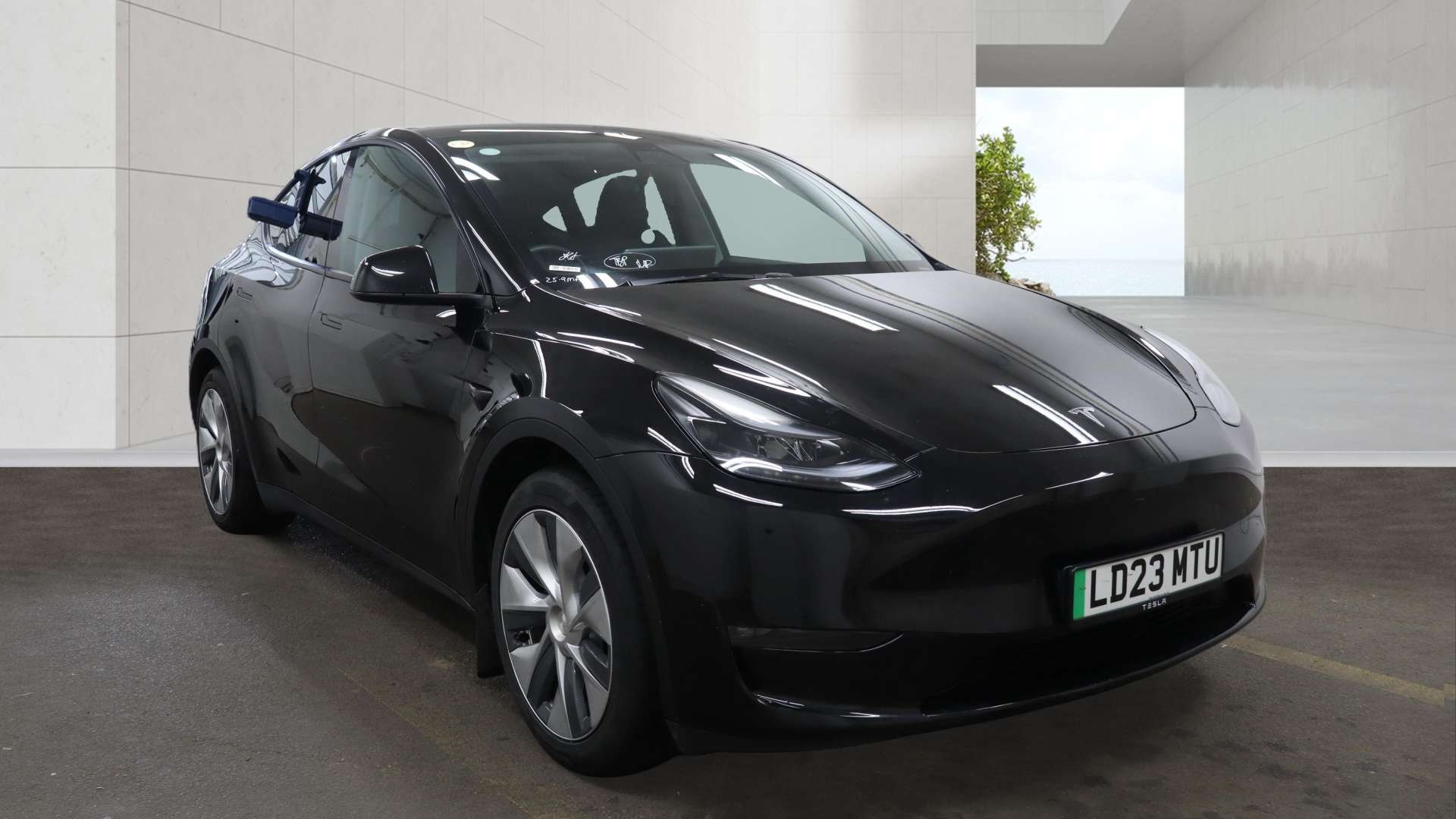 2023 Tesla Model Y (Dual Motor) Long Range SUV 5dr Electric Auto 4WDE (384 bhp) for sale at LMC Cars