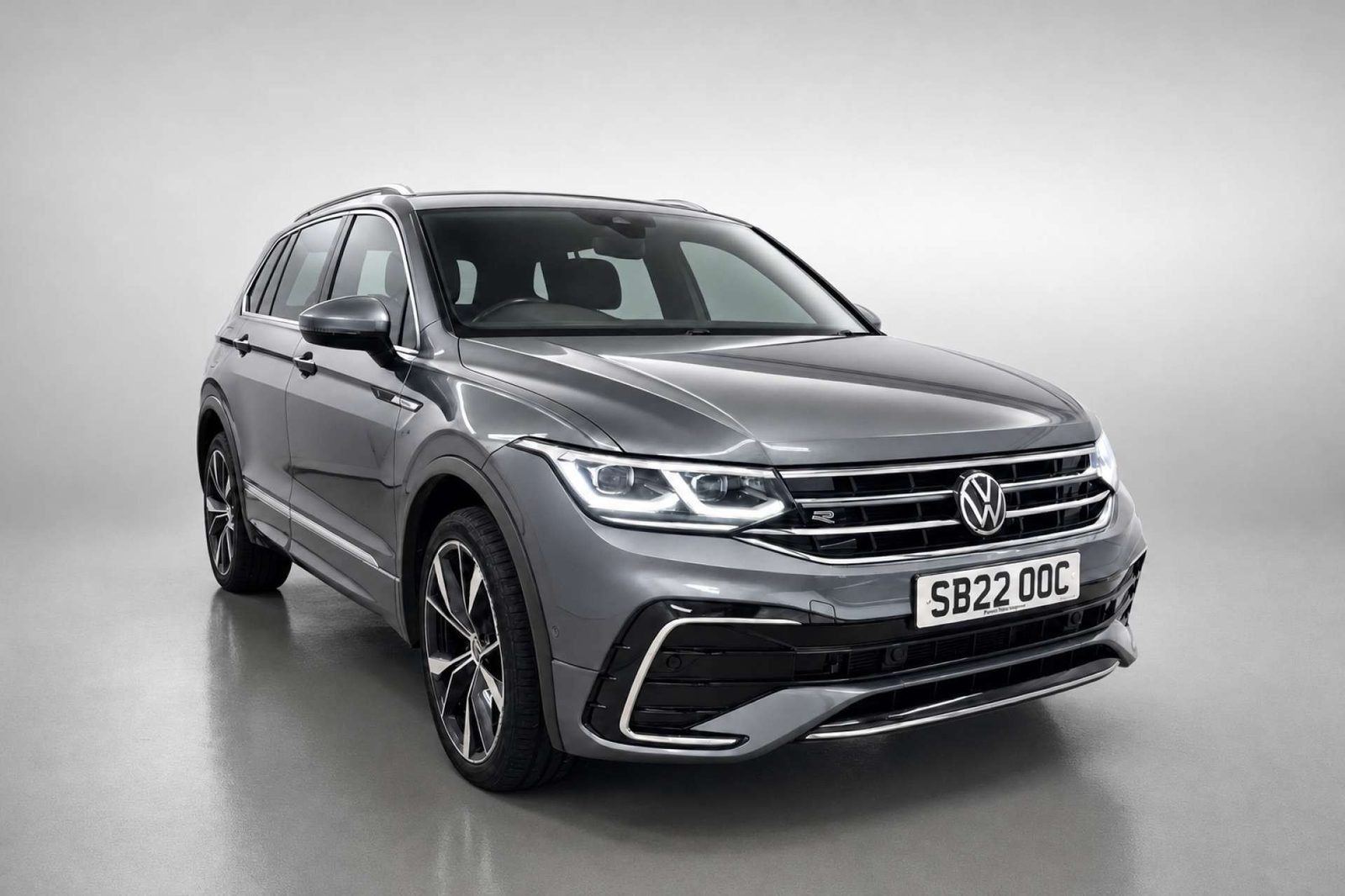2022 Volkswagen Tiguan Allspace 1.5 TSI R-Line SUV 5dr Petrol DSG Euro 6 (s/s) (150 ps) for sale at LMC Cars