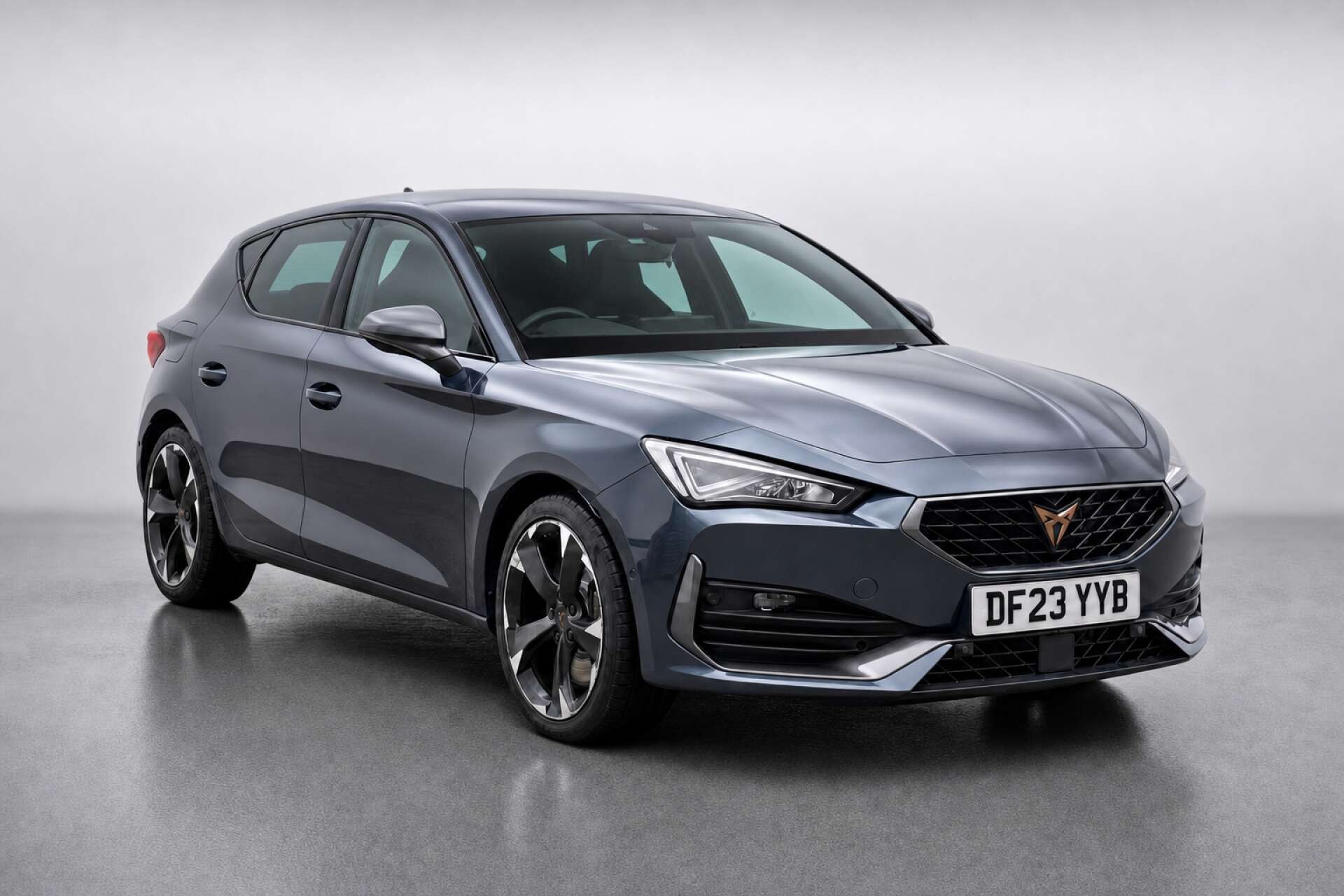 2023 Cupra Leon 2.0 TSI VZ1 Hatchback 5dr Petrol DSG Euro 6 (s/s) (245 ps) for sale at LMC Cars