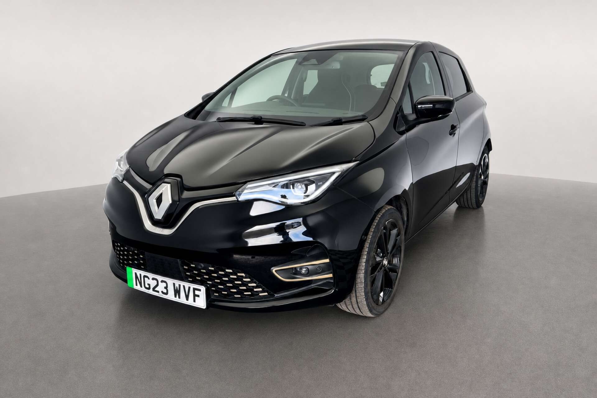 2023 Renault ZOE R135 EV50 52kWh Iconic Hatchback 5dr Electric Auto (Boost Charge) (134 bhp) for sale at LMC Cars